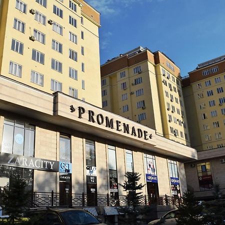 Yellow Apartment In The Center Of Biszkek Zewnętrze zdjęcie
